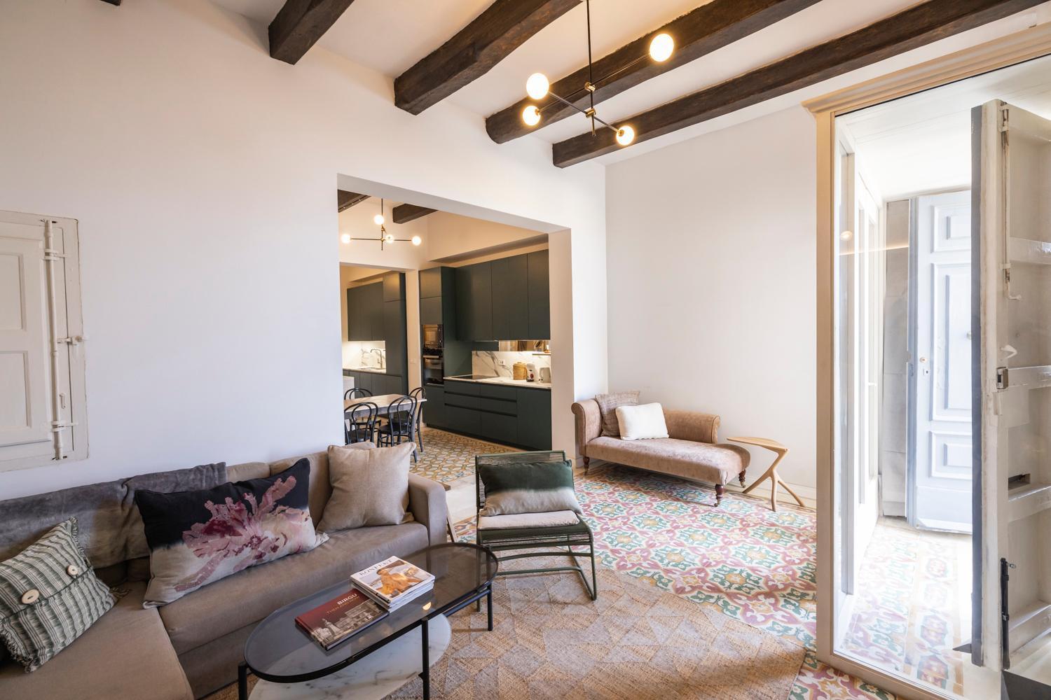 Harbour Mansion Apartment *